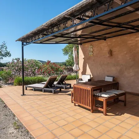 Villa Miquel *